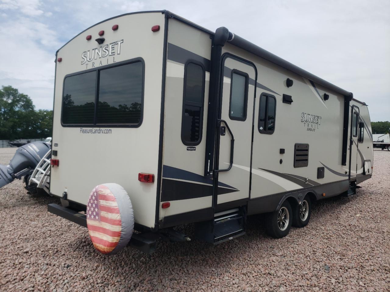 Lot #3308235154 2017 CROSSROADS SUNSET TRA