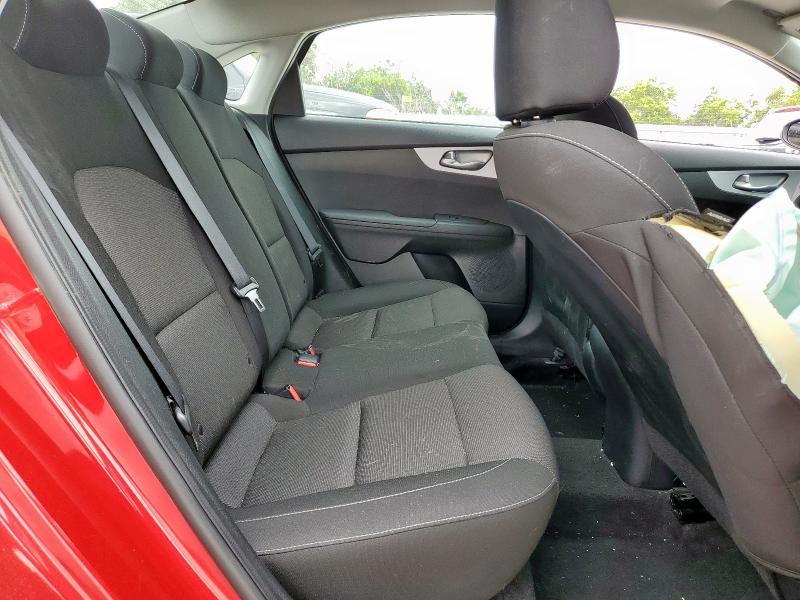 2024 KIA FORTE LX 3KPF24AD9RE698898