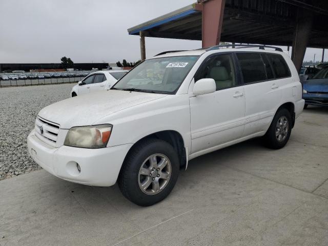 TOYOTA HIGHLANDER