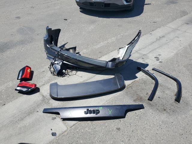 2017 JEEP GRAND CHER - 1C4RJEAG4HC829175