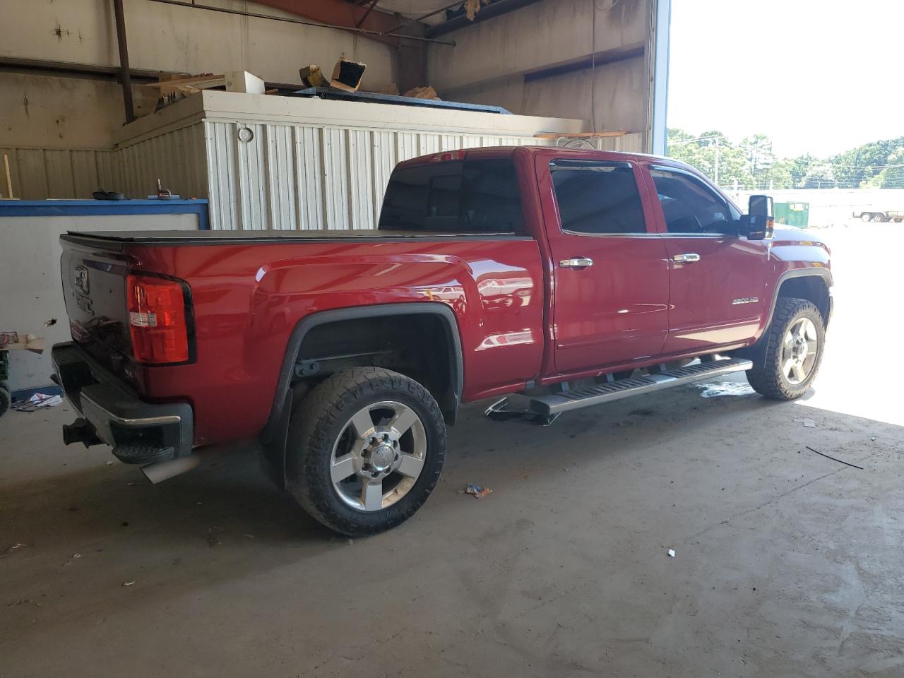 GMC SIERRA K2500 SLE
