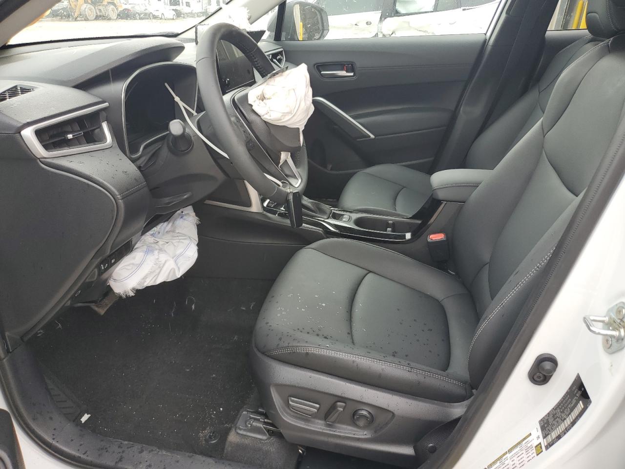 TOYOTA COROLLA CROSS XLE