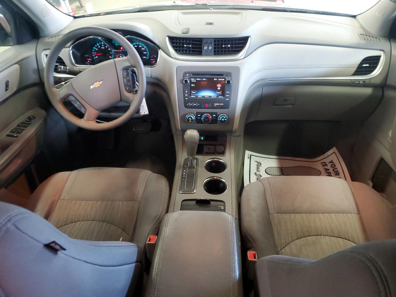 CHEVROLET TRAVERSE LS