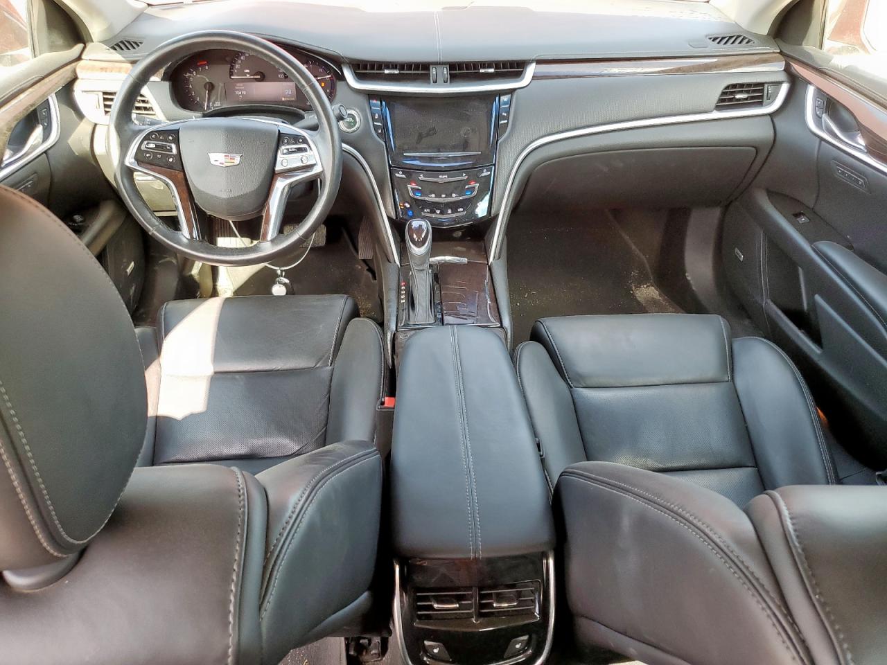 CADILLAC XTS LUXURY COLLECTION