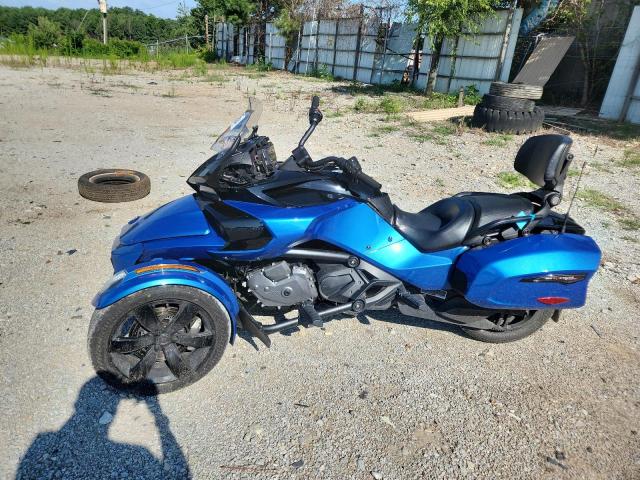 2019 CAN-AM SPYDER ROA 2BXREDD20KV001922
