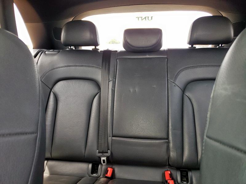 2018 AUDI Q3 PREMIUM WA1ECCFS3JR026879