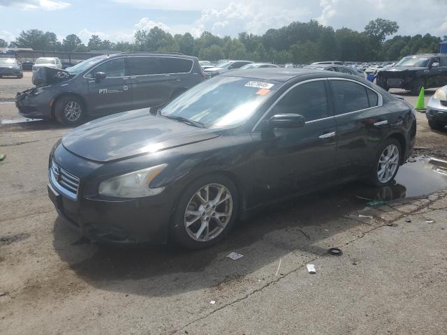 NISSAN MAXIMA S