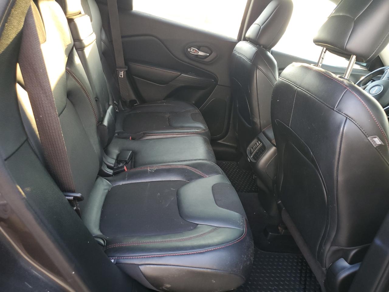 JEEP CHEROKEE TRAILHAWK