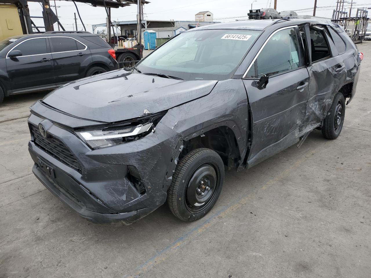 TOYOTA RAV4 LE