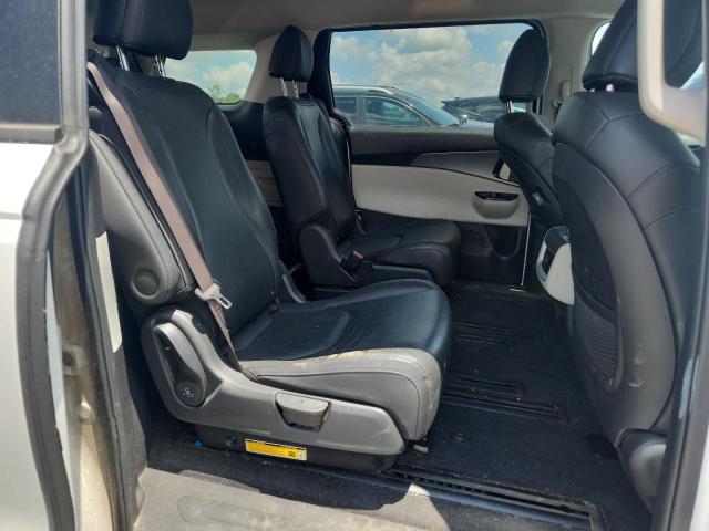 2023 KIA CARNIVAL LX KNDNB4H39P6295418