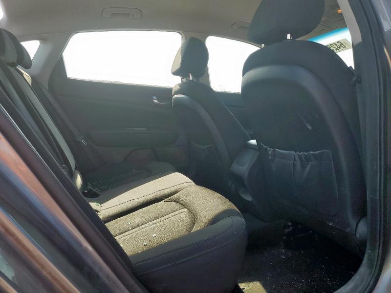 2018 KIA OPTIMA LX - 5XXGT4L30JG242578
