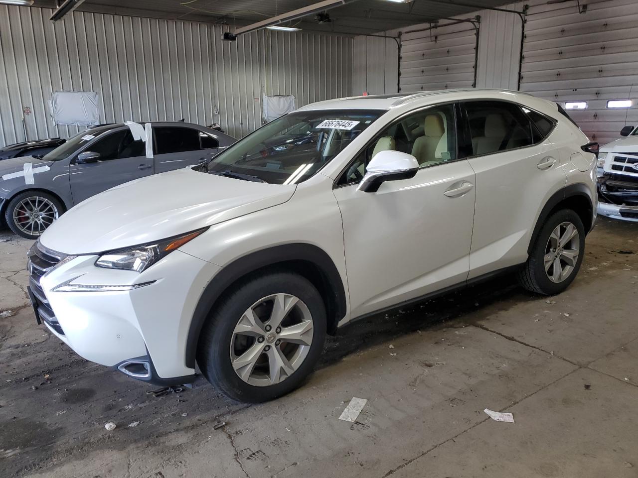 LEXUS NX 200T BASE