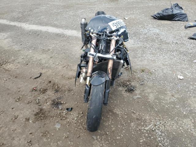 2005 SUZUKI MOTORCYCLE JS1GT76A952104233