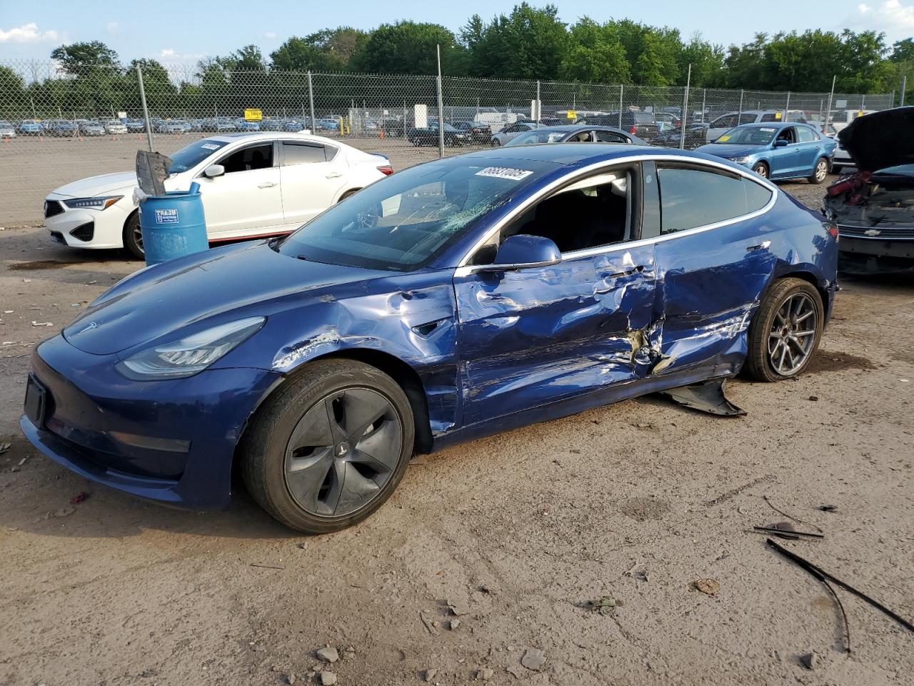 TESLA MODEL 3