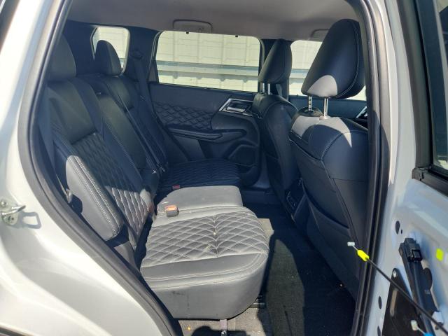 2024 MITSUBISHI OUTLANDER JA4J3WA87RZ012149