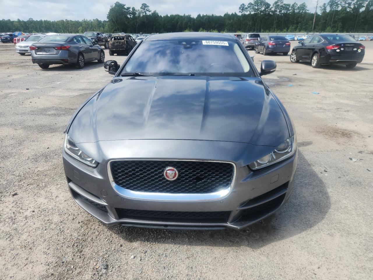JAGUAR XE PREMIUM