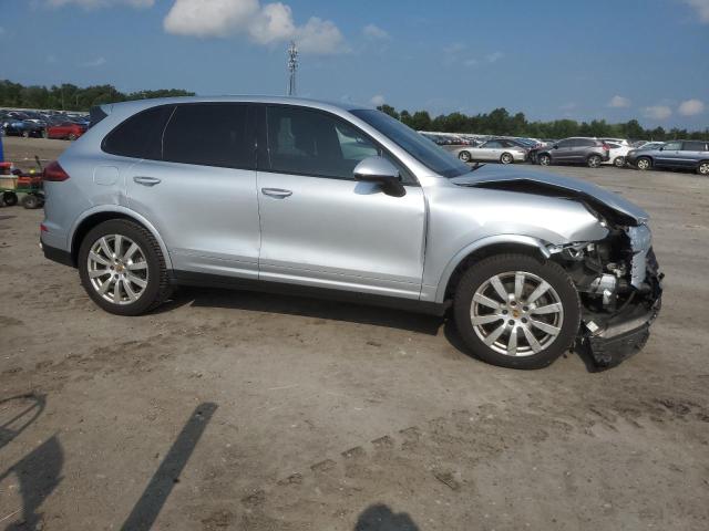 2017 PORSCHE CAYENNE WP1AA2A25HKA80312