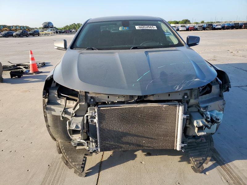 2017 CHEVROLET IMPALA LT - 2G1105SA7H9171975