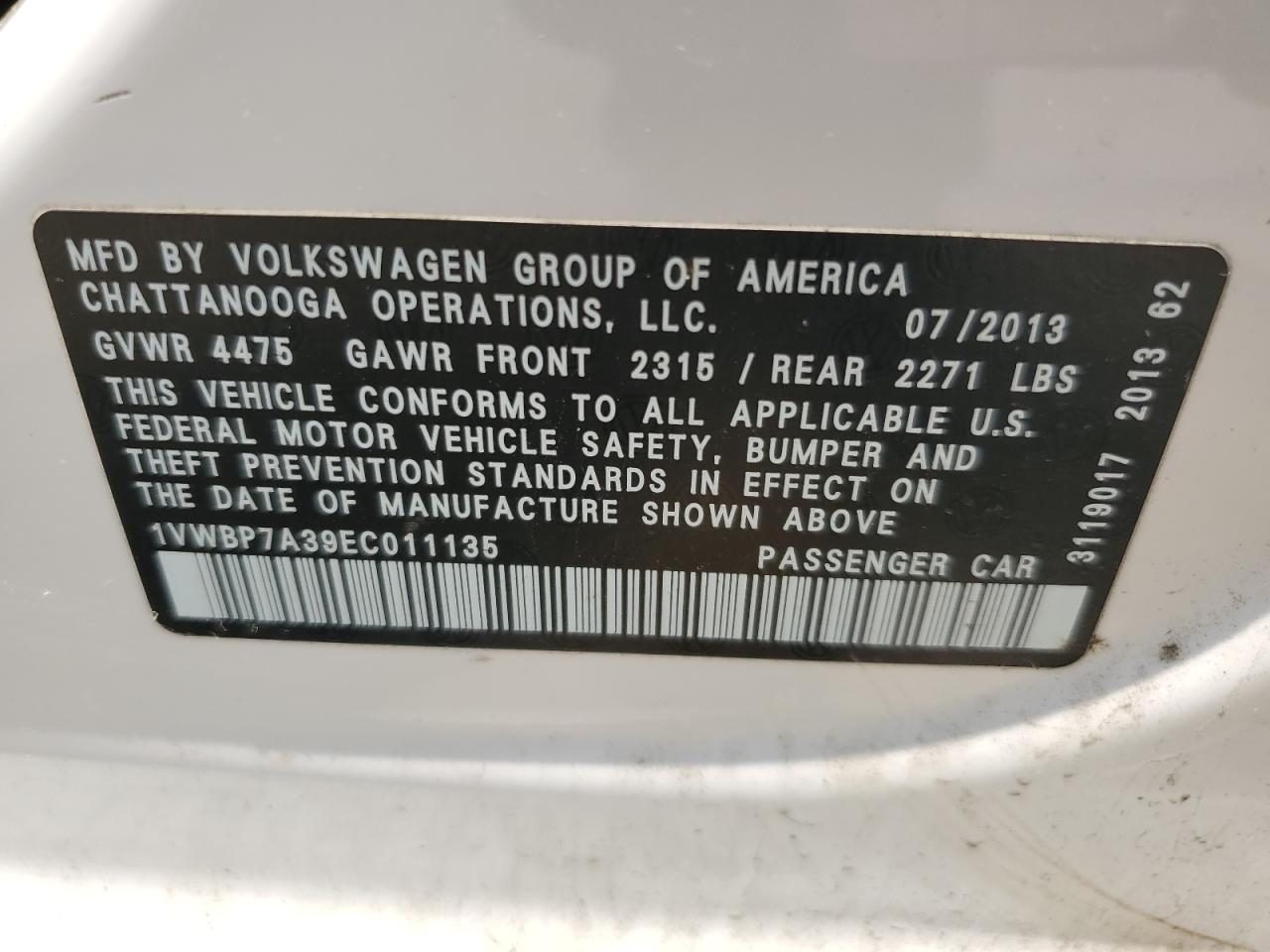 VOLKSWAGEN PASSAT SE