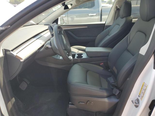 2025 TESLA MODEL Y 7SAYGDEE8SF232816