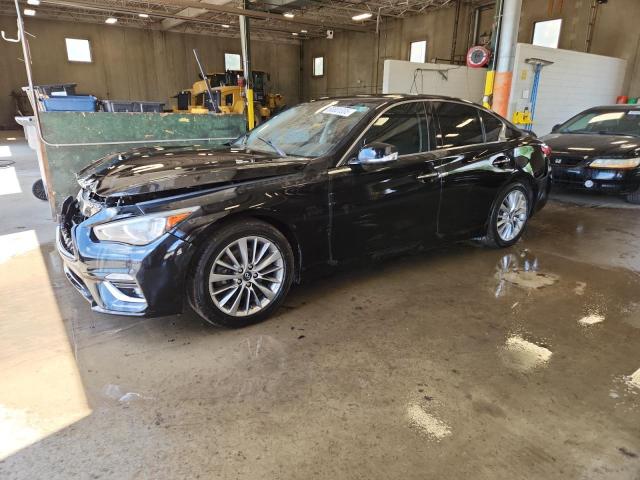 INFINITI Q50 LUXE