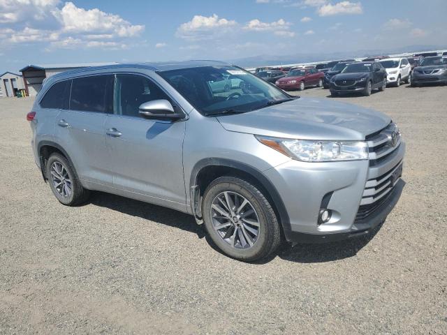 2018 TOYOTA HIGHLANDER 5TDJZRFH6JS551575