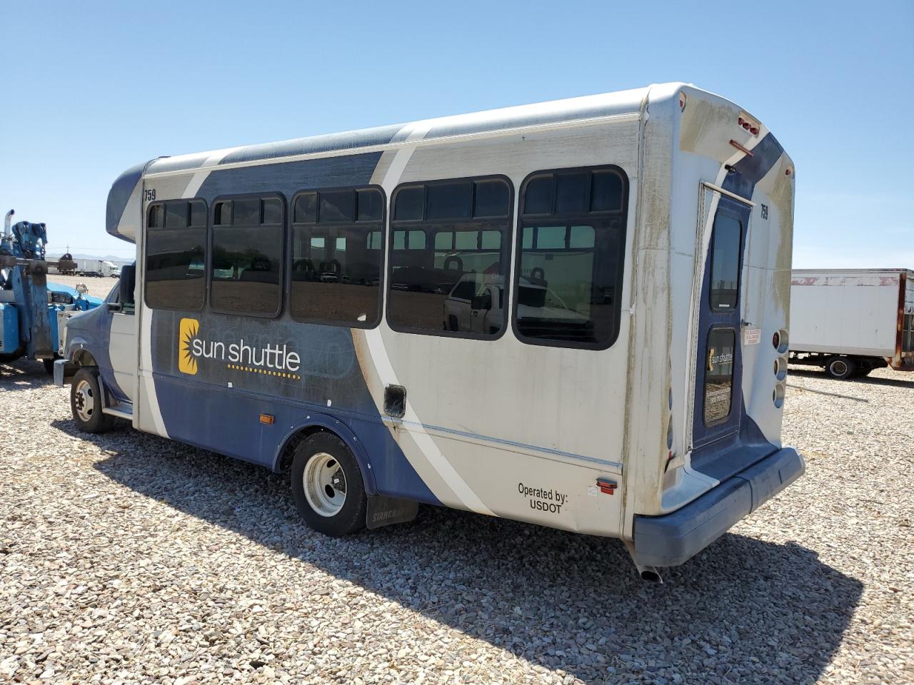 FORD ECONOLINE E450 SUPER DUTY CUTAWAY VAN