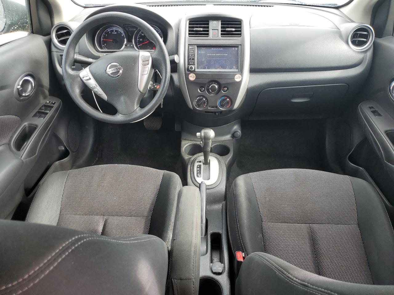 NISSAN VERSA S