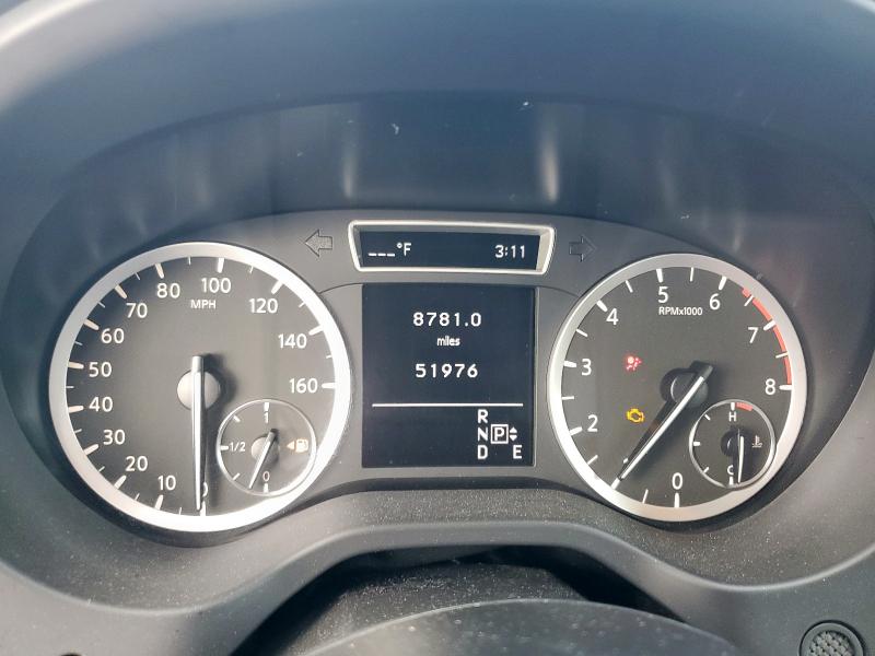 2018 INFINITI QX30 BASE SJKCH5CR1JA057605