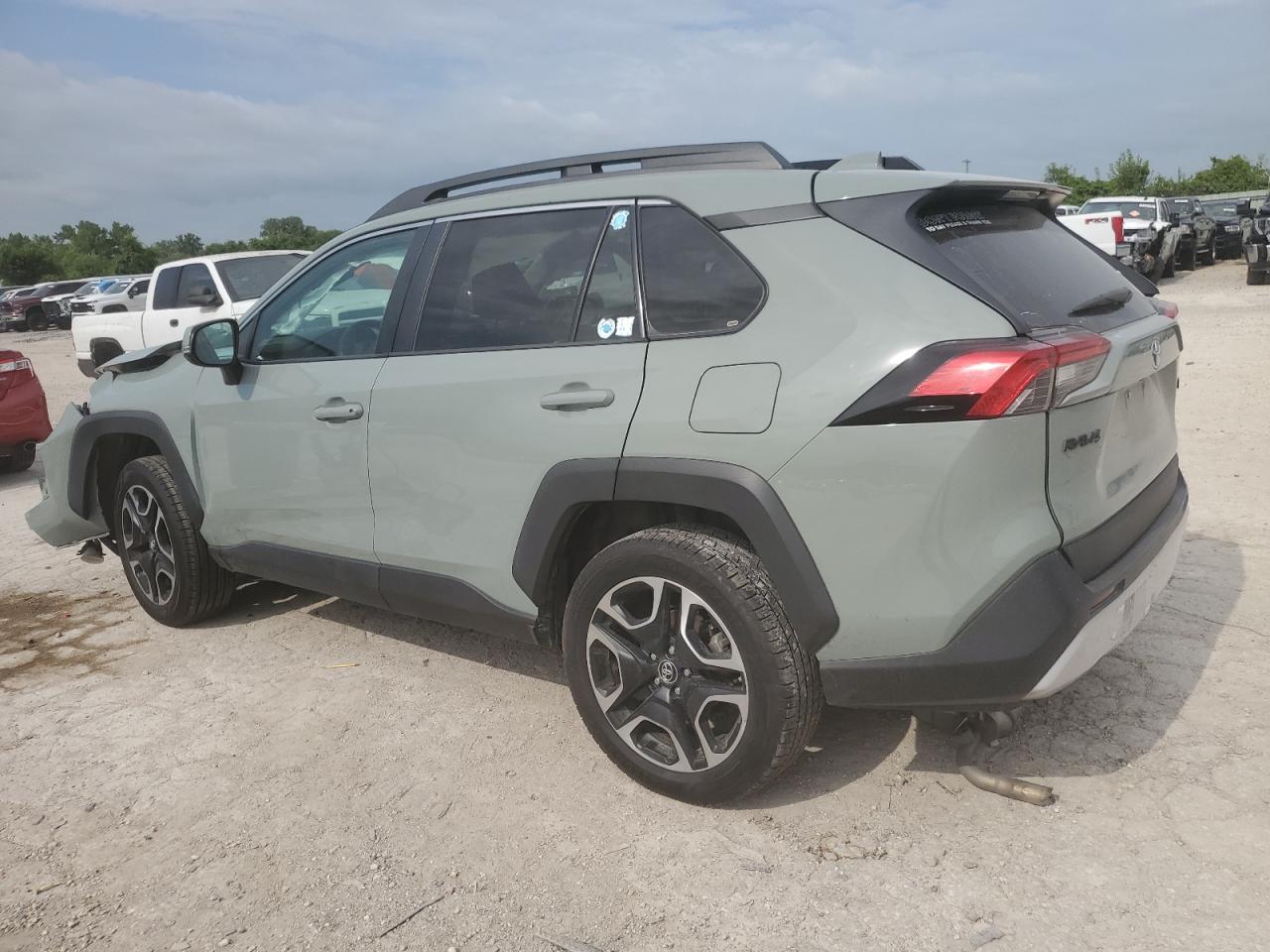 TOYOTA RAV4 ADVENTURE