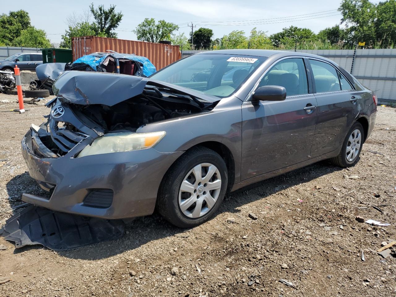 TOYOTA CAMRY BASE