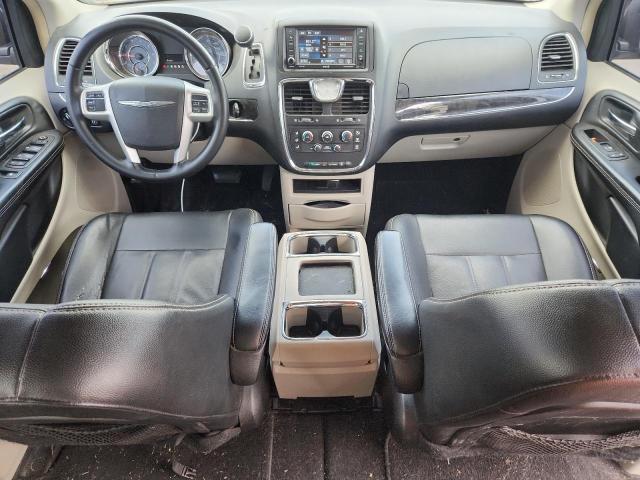 2016 CHRYSLER TOWN & COU - 2C4RC1AG9GR111954