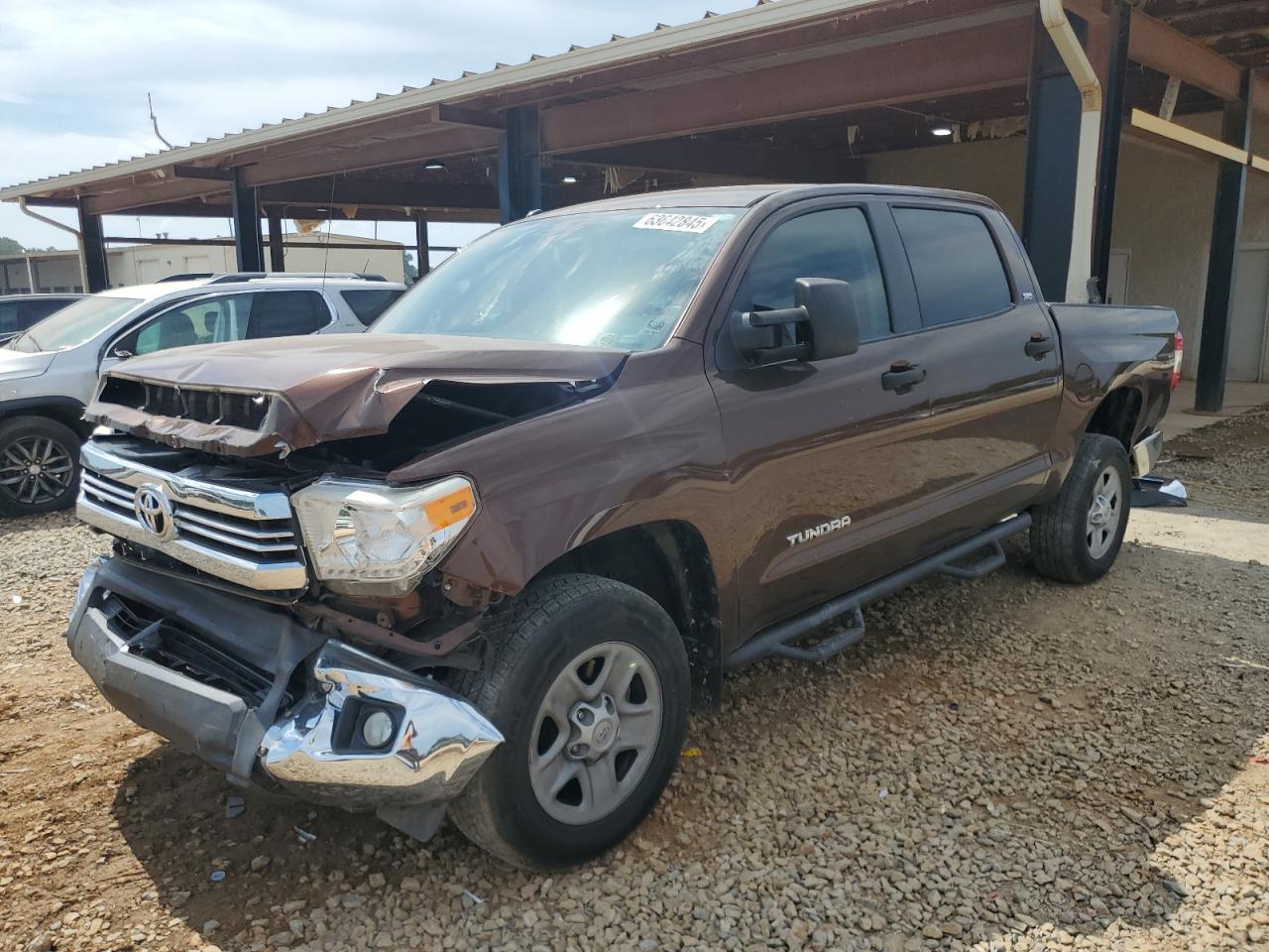 TOYOTA TUNDRA CREWMAX SR5