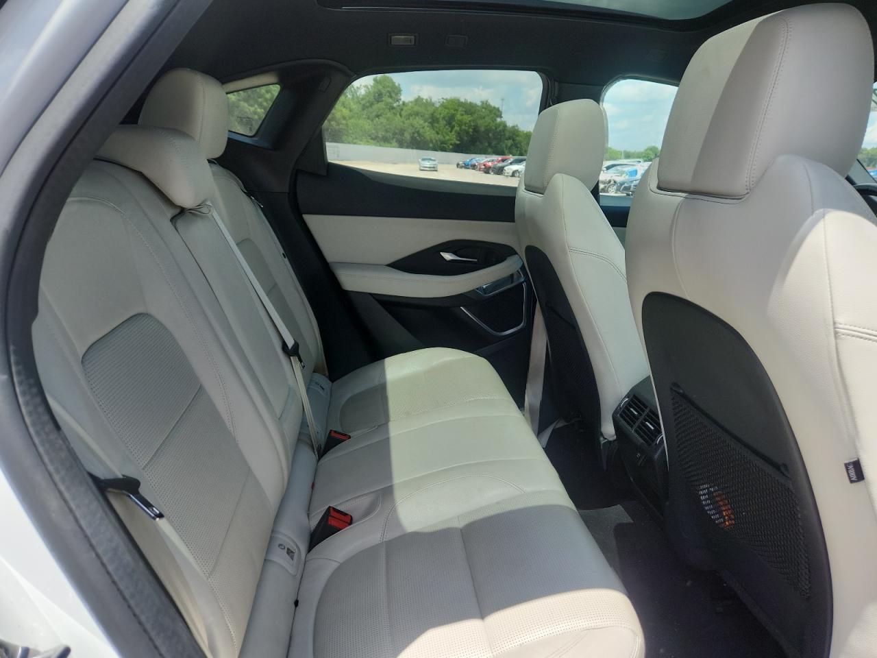 JAGUAR E-TYPE R-DYNAMIC SE