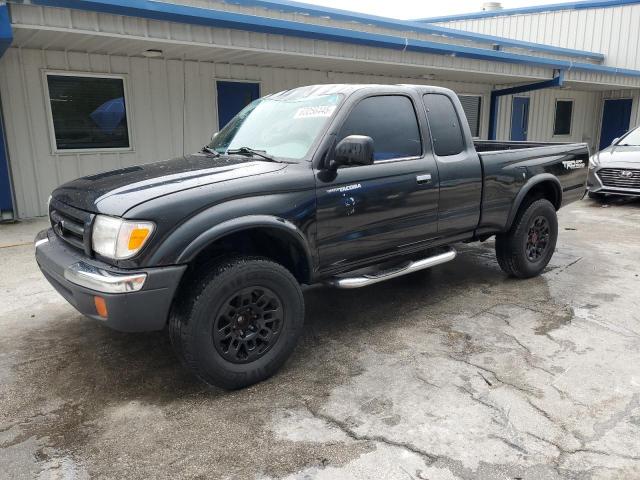 TOYOTA TACOMA XTR