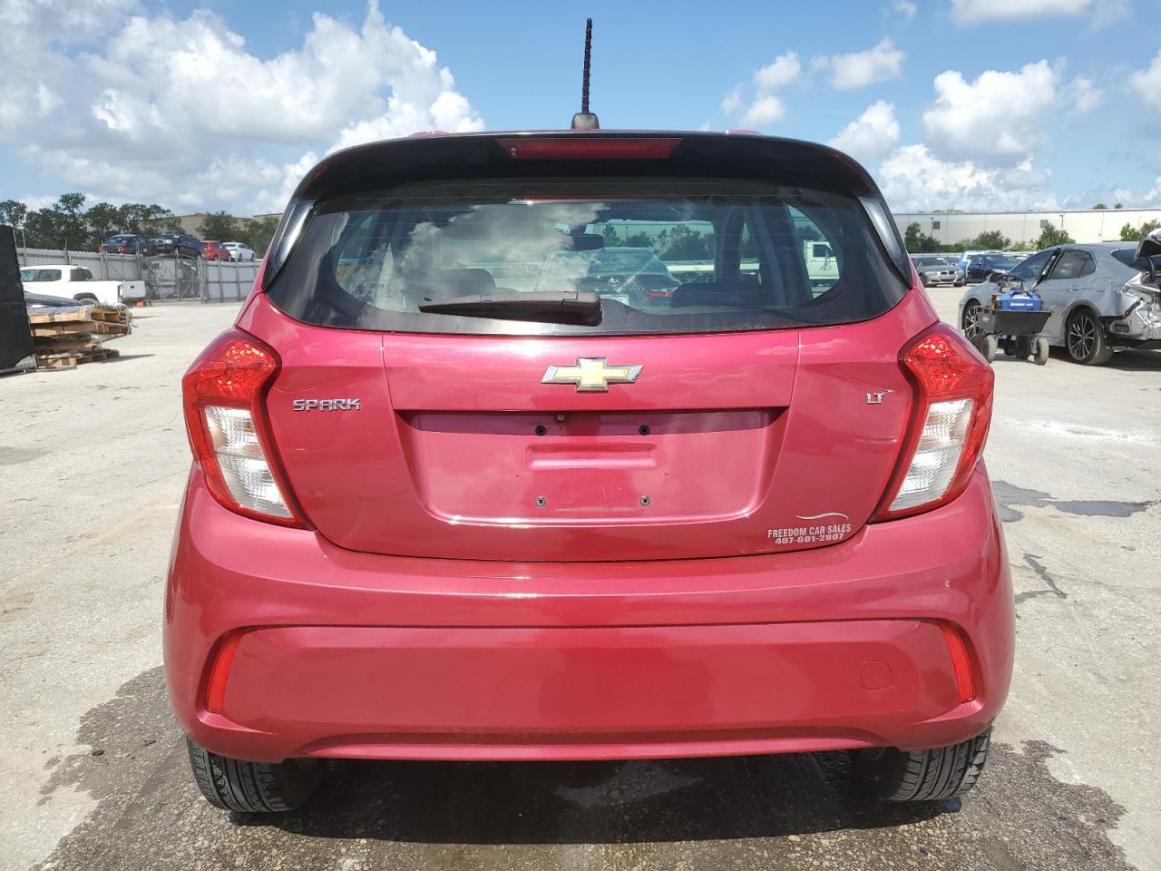 CHEVROLET SPARK 1LT