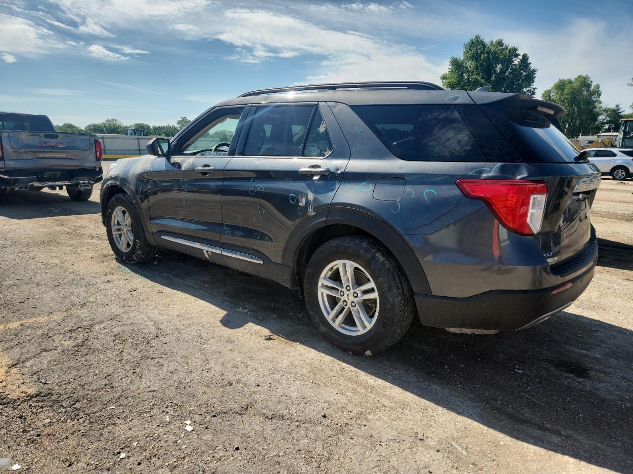 FORD EXPLORER XLT