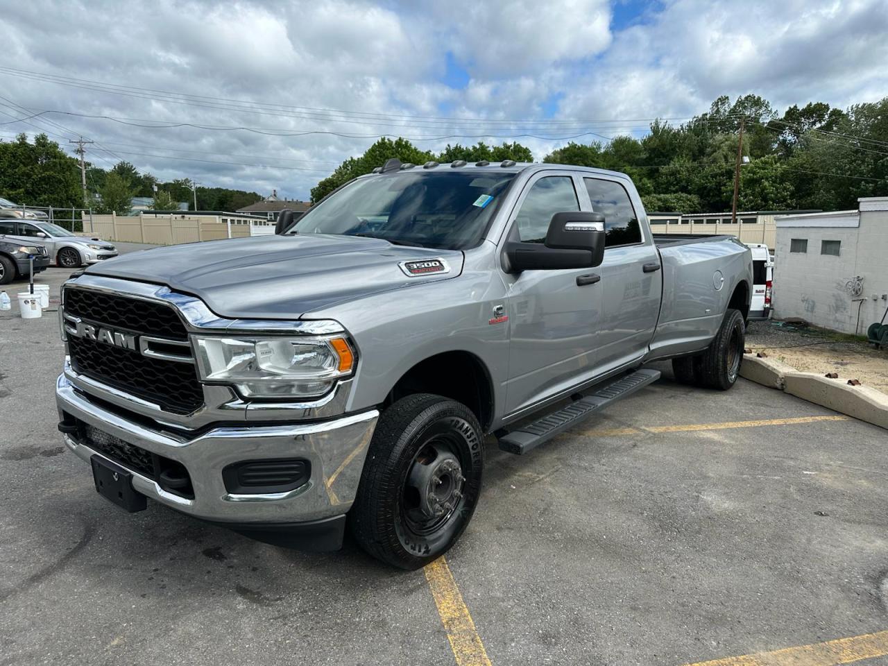 RAM 3500 TRADESMAN