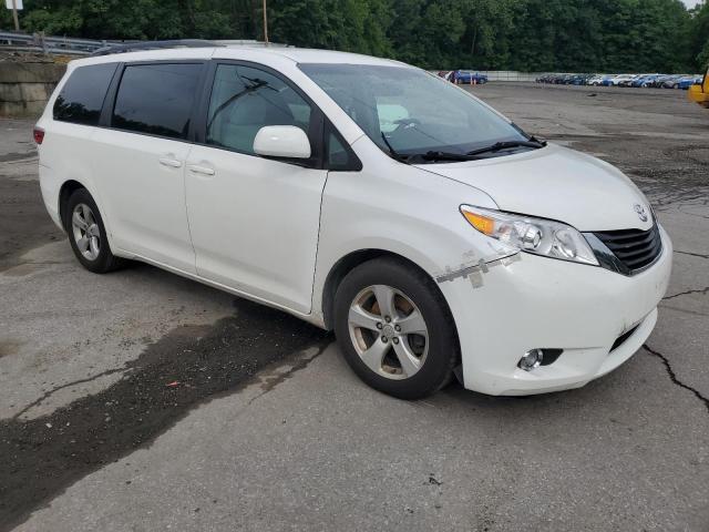 2015 TOYOTA SIENNA LE 5TDKK3DCXFS590626