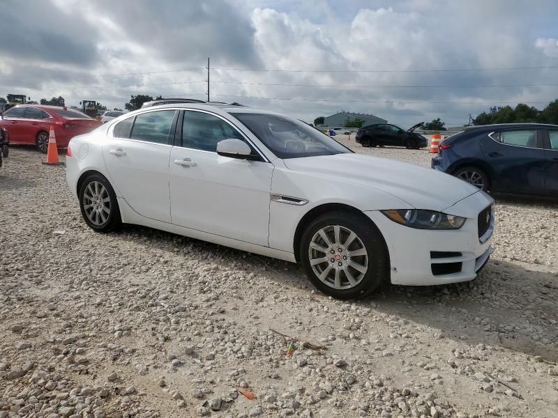2019 JAGUAR XE SAJAS4FX9KCP44855