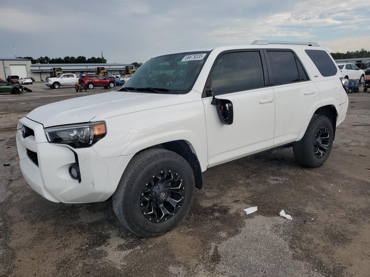TOYOTA 4RUNNER SR5