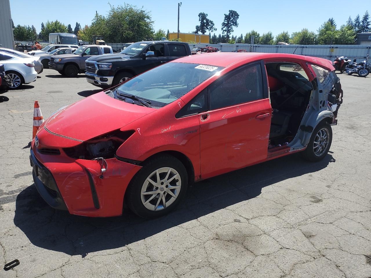 TOYOTA PRIUS V
