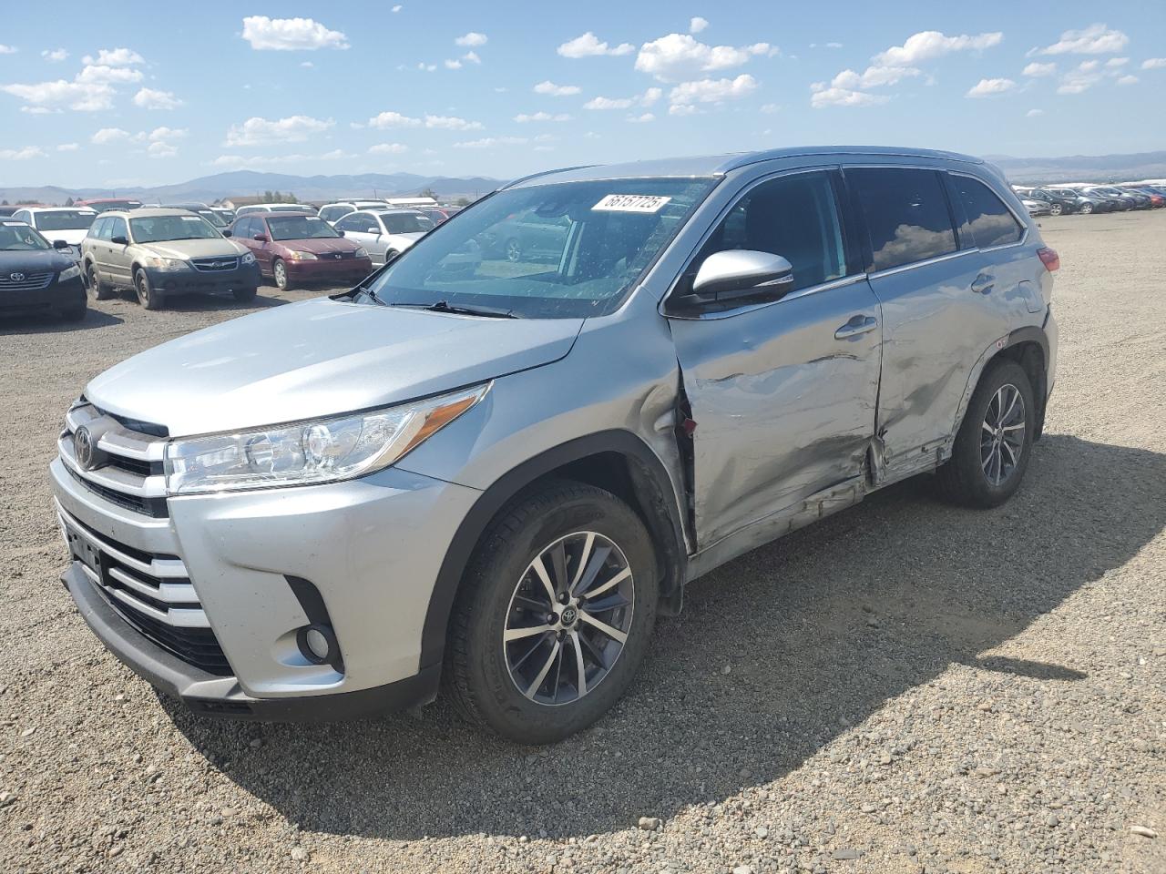 TOYOTA HIGHLANDER SE