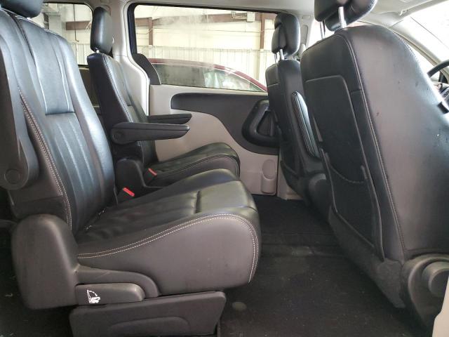 2013 CHRYSLER TOWN & COU - 2C4RC1BG0DR598214