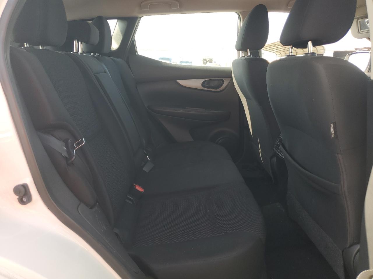 NISSAN ROGUE SPORT S