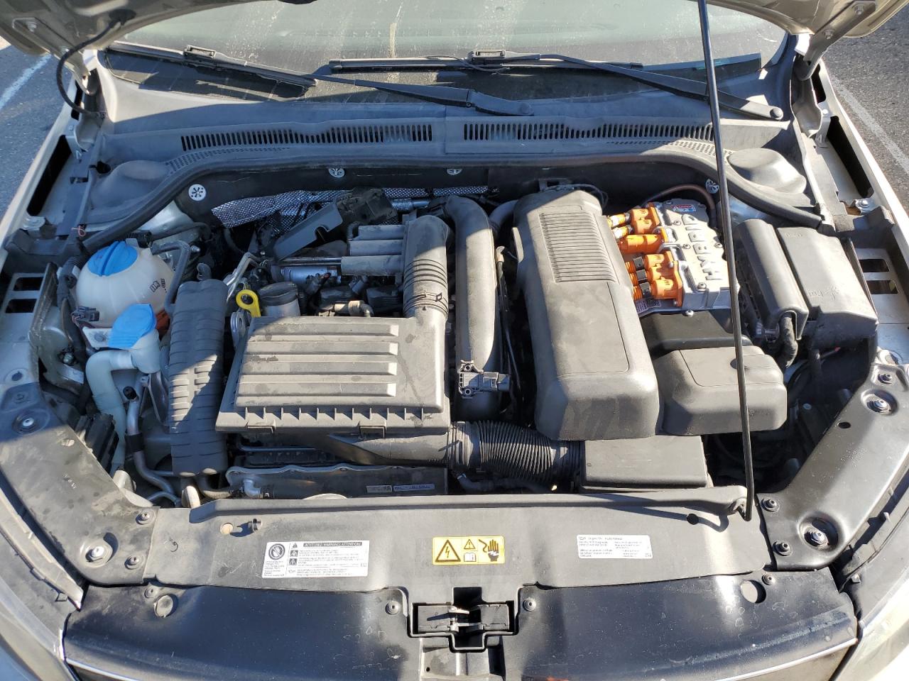 VOLKSWAGEN JETTA HYBRID