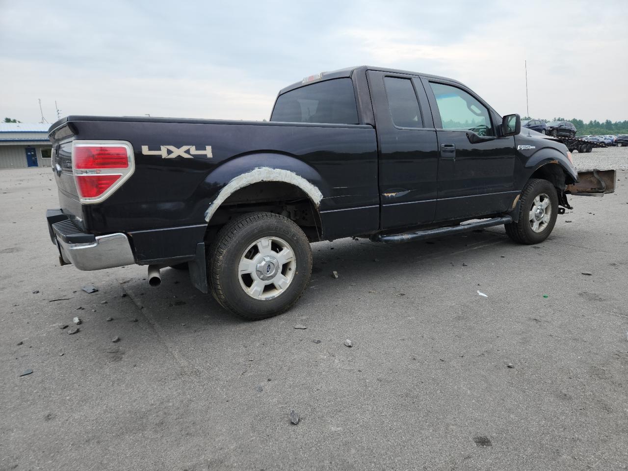 FORD F-150 SUPER CAB