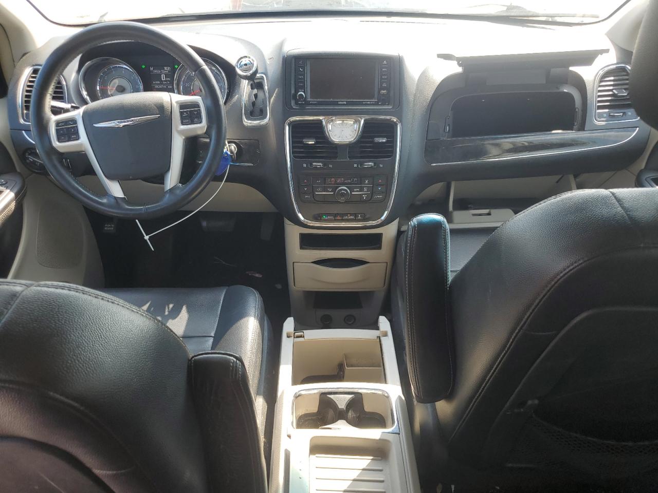 CHRYSLER TOWN & COUNTRY TOURING