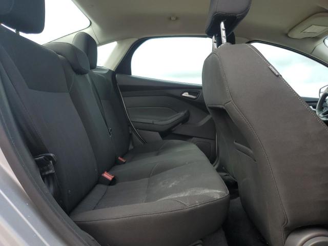 2016 FORD FOCUS SE 1FADP3F21GL215411