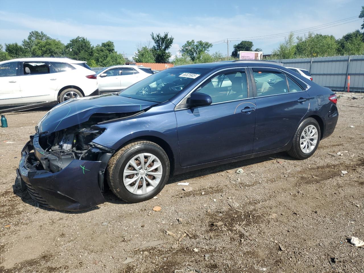 TOYOTA CAMRY LE